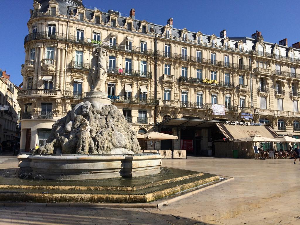Hotel Acapulco Montpellier Exterior photo